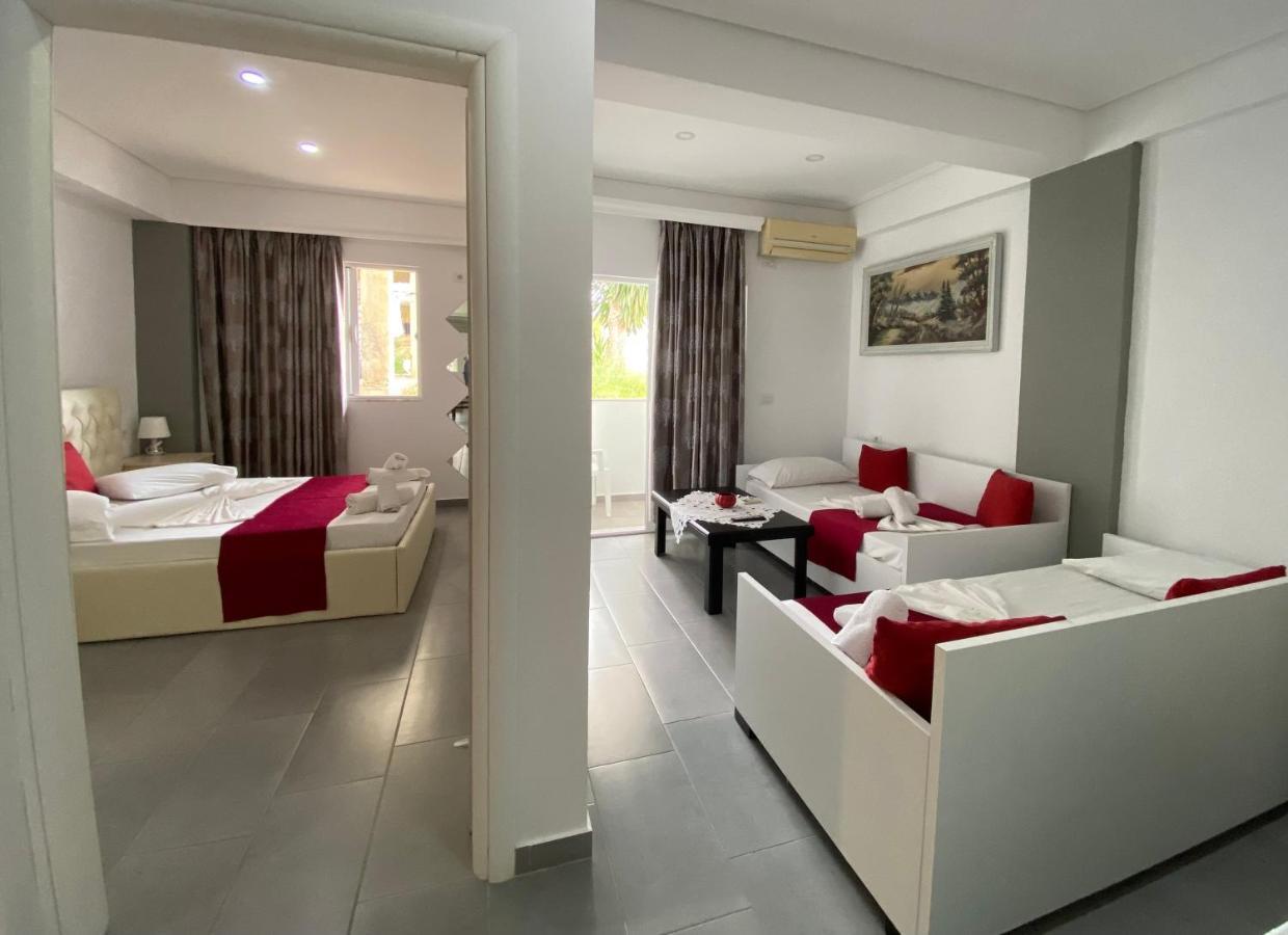 Santa Paola Apartments Sarande Exterior photo
